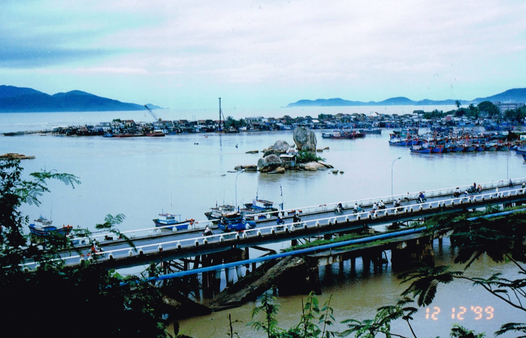 ベトナムのチャンフー橋